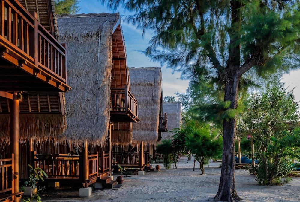 Hotel Karma Reef Gili Trawangan Exterior foto