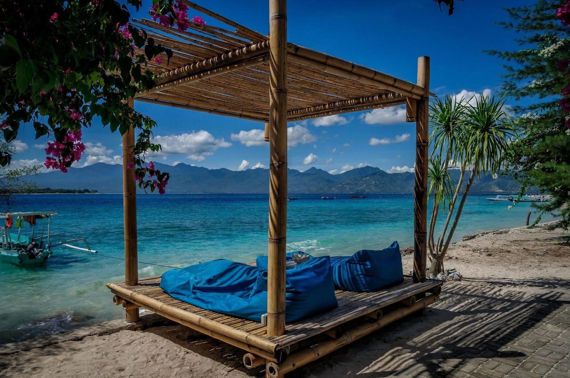 Hotel Karma Reef Gili Trawangan Exterior foto
